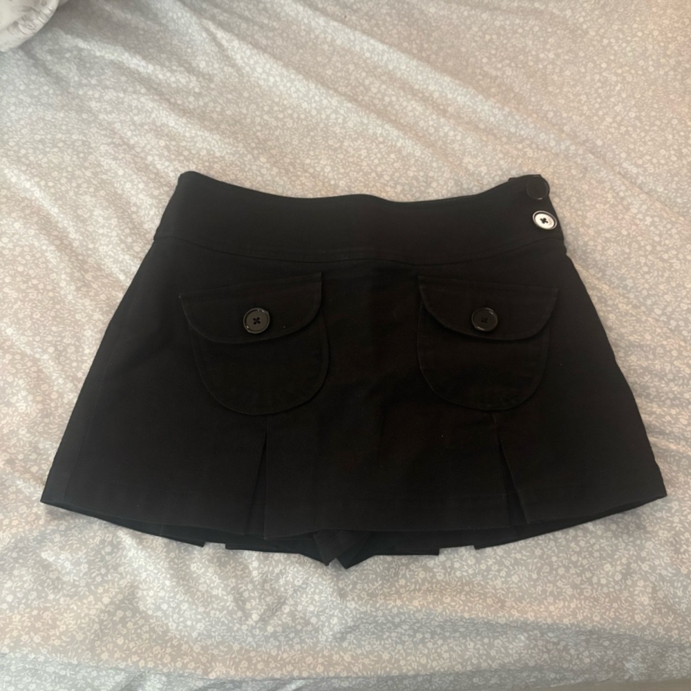 URBAN OUTFITTERS BLACK Y2K SKORT